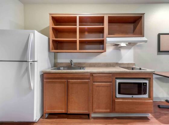 Extended Stay America Select Suites - Dayton - Miamisburg is a family friendly hotel in West Carrollton, Ohio (OH)
