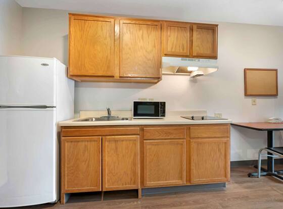 Extended Stay America Select Suites - Cincinnati - Sharonville is a family friendly hotel in Sharonville, Ohio (OH)
