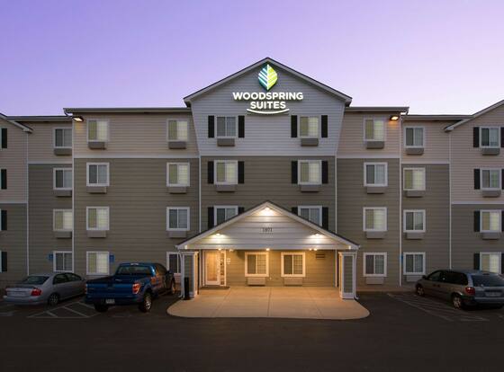 WoodSpring Suites Topeka is a family friendly hotel in Topeka, Kansas (KS)