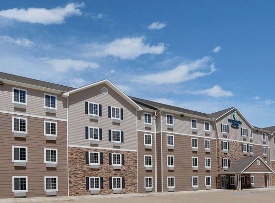 WoodSpring Suites Lake Charles is a family friendly hotel in Lake Charles, Louisiana (LA)