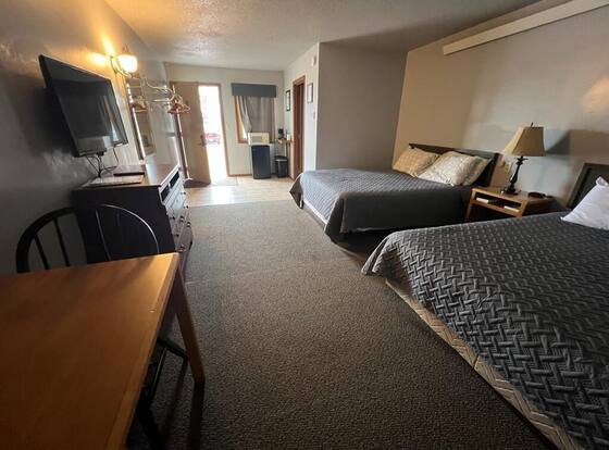 White Lake Lodge and RV Campground is a family friendly hotel in White Lake, South Dakota (SD)