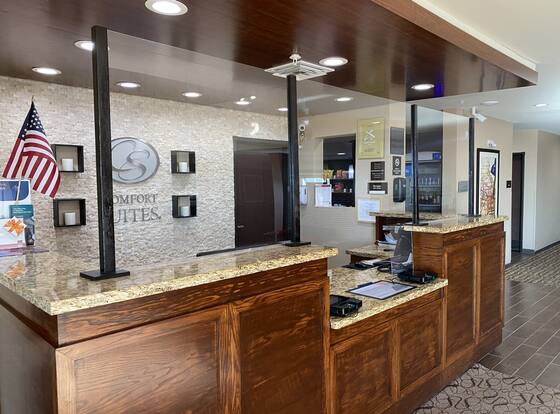 Comfort Suites West Omaha is a family friendly hotel in Omaha, Nebraska (NE)