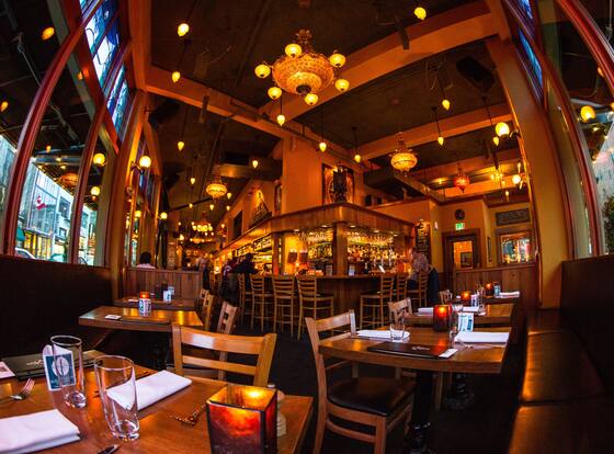 McMenamins Crystal Hotel is a family friendly hotel in Portland, Oregon (OR)