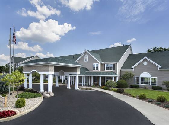 Van Buren Hotel is a family friendly hotel in Shipshewana, Indiana (IN)