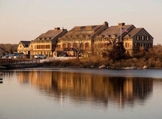 Weekapaug Inn is a family friendly hotel in Bradford, Rhode Island (RI)