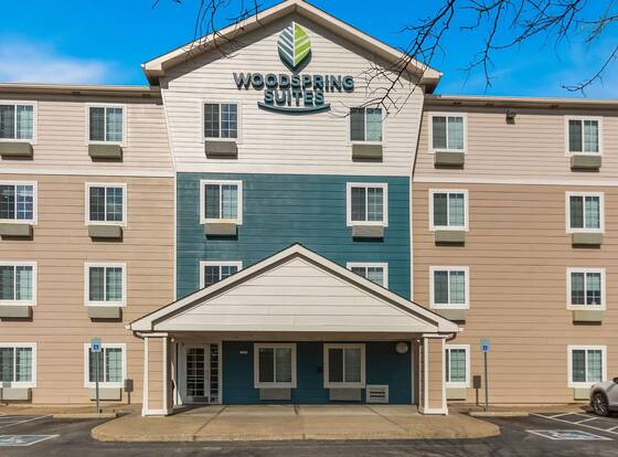 WoodSpring Suites Evansville East is a family friendly hotel in Evansville, Indiana (IN)