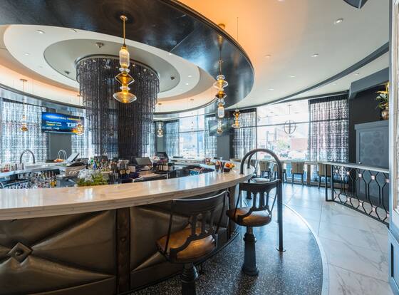 Curtiss Hotel, Ascend Hotel Collection is a family friendly hotel in Buffalo, New York (NY)