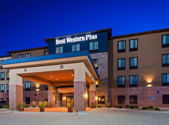 Best Western Plus Lincoln Inn & Suites is a family friendly hotel in Lincoln, Nebraska (NE)