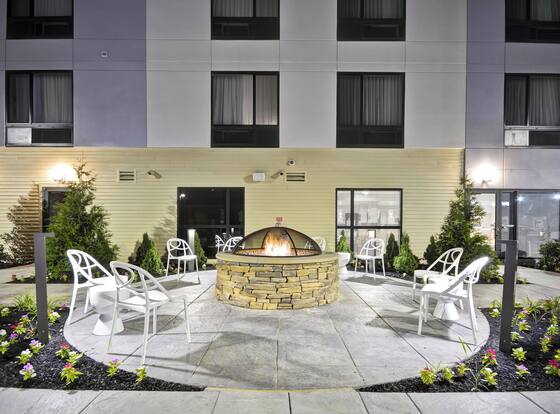 Towneplace Suites Cranbury South Brunswick is a family friendly hotel in Princeton Meadows, New Jersey (NJ)