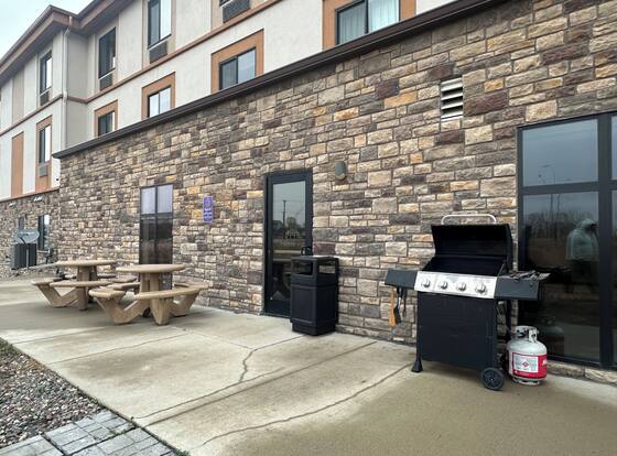 Sleep Inn & Suites Fort Dodge is a family friendly hotel in Fort Dodge, Iowa (IA)