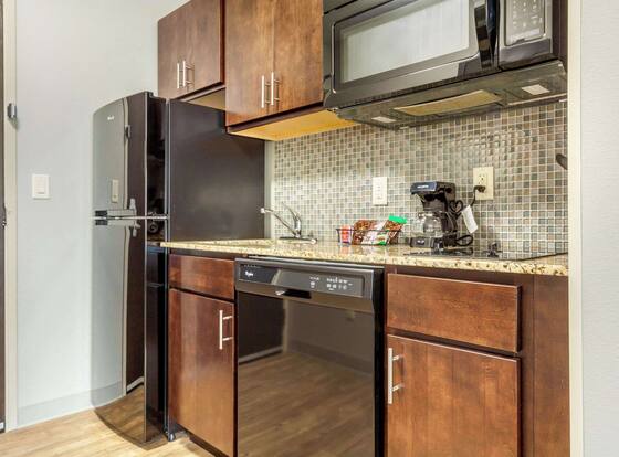 MainStay Suites Lincoln University Area is a family friendly hotel in Lincoln, Nebraska (NE)
