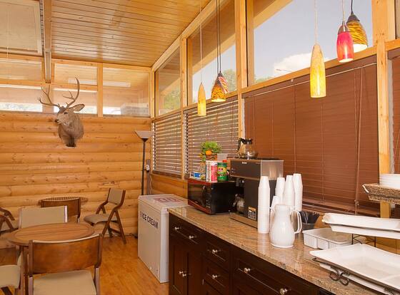 Western Inn Motel Billings is a family friendly hotel in Billings, Montana (MT)