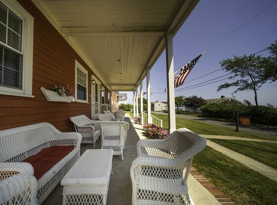 Surfside Inn Chatham is a family friendly hotel in West Chatham, Massachusetts (MA)