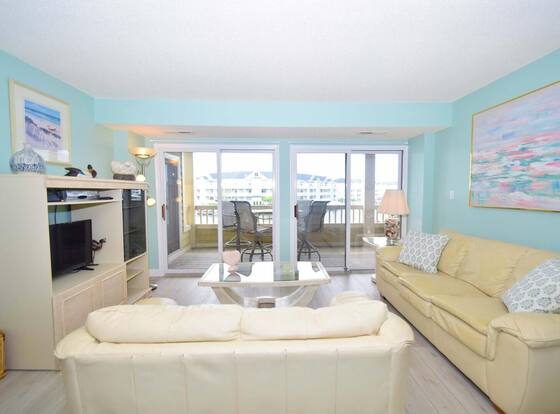 Seascape-heron Harbour 200-9 2 Bedroom Condo by RedAwning is a family friendly hotel in Ocean City, Maryland (MD)