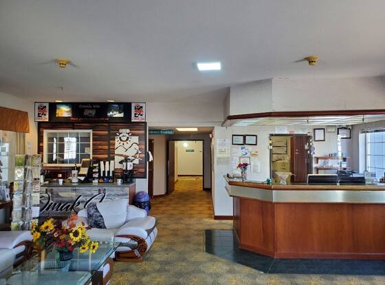 Omak Inn is a family friendly hotel in Omak, Washington (WA)