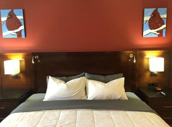 Viking Motel is a family friendly hotel in Lindsborg, Kansas (KS)