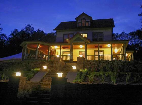 Breezy Hill Inn is a family friendly hotel in Fleischmanns, New York (NY)