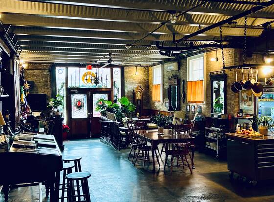 Inn at the Old Jail is a family friendly hotel in New Orleans, Louisiana (LA)