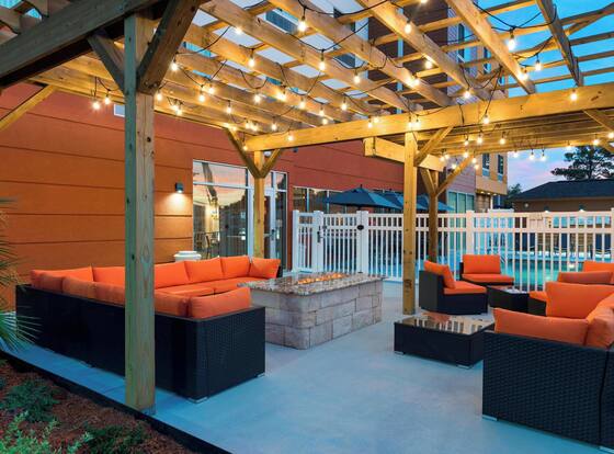 Fairfield Inn & Suites by Marriott West Monroe is a family friendly hotel in West Monroe, Louisiana (LA)
