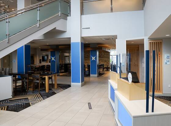 Holiday Inn Express & Suites Denver - Aurora Medical Campus by IHG is a family friendly hotel in Aurora, Colorado (CO)
