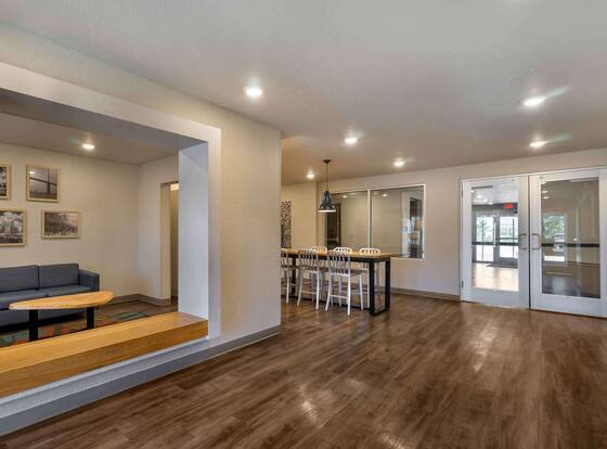 Extended Stay America Select Suites Tampa Brandon East is a family friendly hotel in Tampa, Florida (FL)