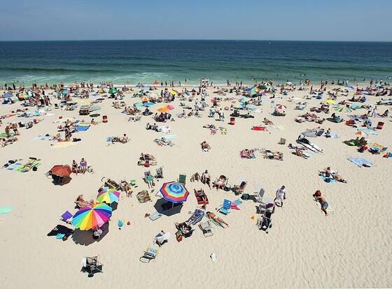 HC-55 Beach Haus is a family friendly hotel in Seaside Heights, New Jersey (NJ)