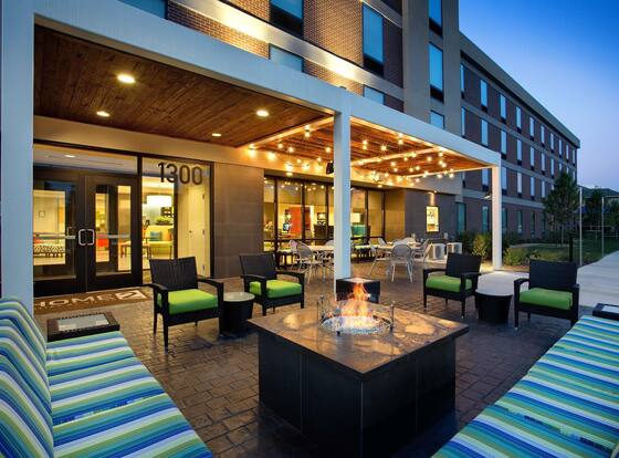 Home2 Suites by Hilton Chicago/Schaumburg, IL is a family friendly hotel in Schaumburg, Illinois (IL)