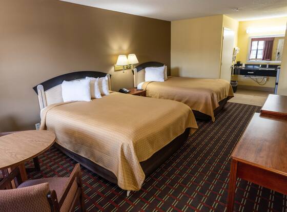 Loyalty Inn Hawkinsville is a family friendly hotel in Hawkinsville, Georgia (GA)