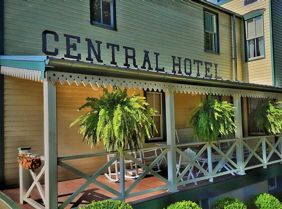 Central Hotel is a family friendly hotel in New Haven, Missouri (MO)