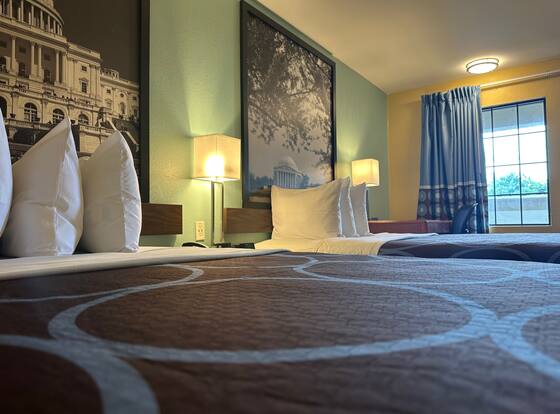 Super 8 by Wyndham Alexandria/Washington D.C. Area is a family friendly hotel in Lincolnia, Virginia (VA)
