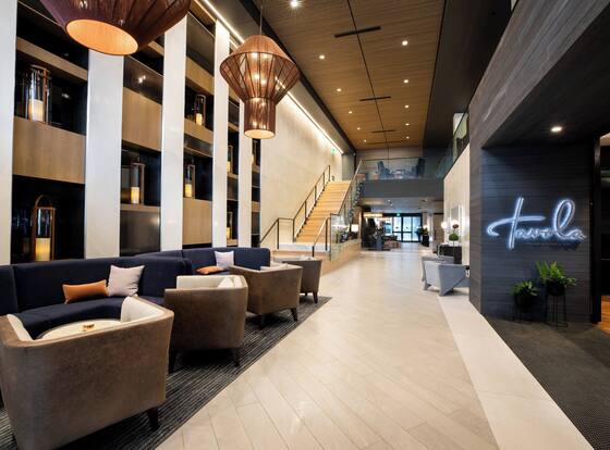 Elliot Park Hotel, Autograph Collection is a family friendly hotel in Minneapolis, Minnesota (MN)
