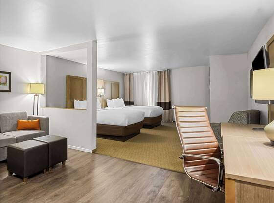 Comfort Suites is a family friendly hotel in Columbia, Tennessee (TN)