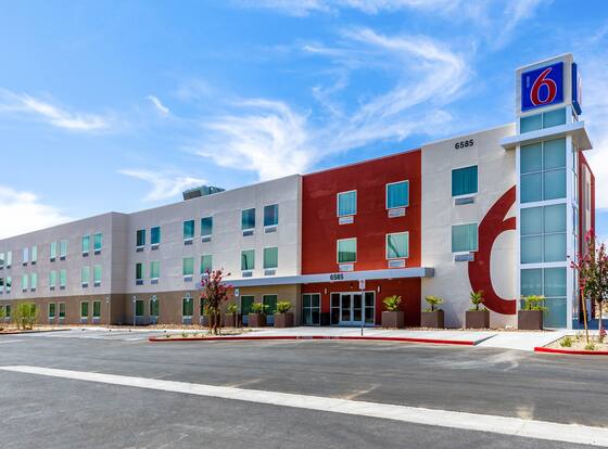 Motel 6 Las Vegas, NV - Motor Speedway is a family friendly hotel in North Las Vegas, Nevada (NV)