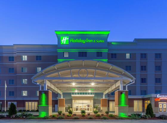 Holiday Inn Hotel And Suites Jefferson City by IHG is a family friendly hotel in Jefferson City, Missouri (MO)